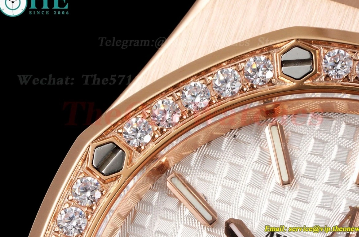 Oak Royal Swiss Ladies RG white 8F 33mm Dial Quartz  RG 0509